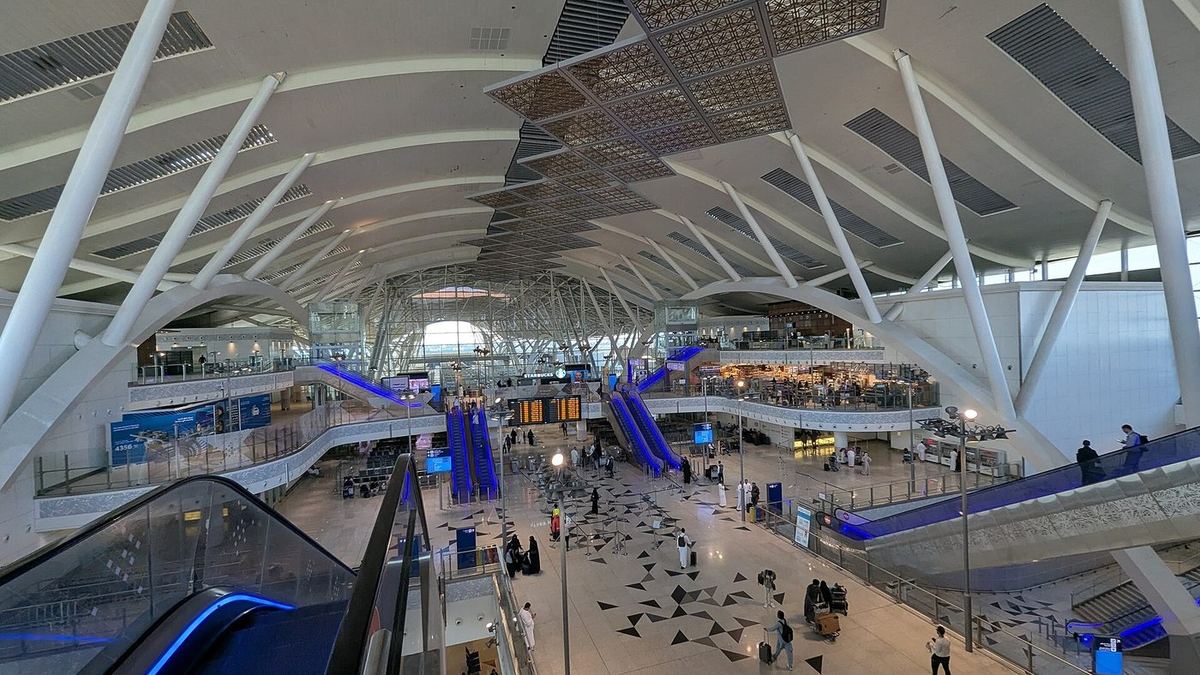 Jeddah Airport to Madinah - Long Distance Transfer