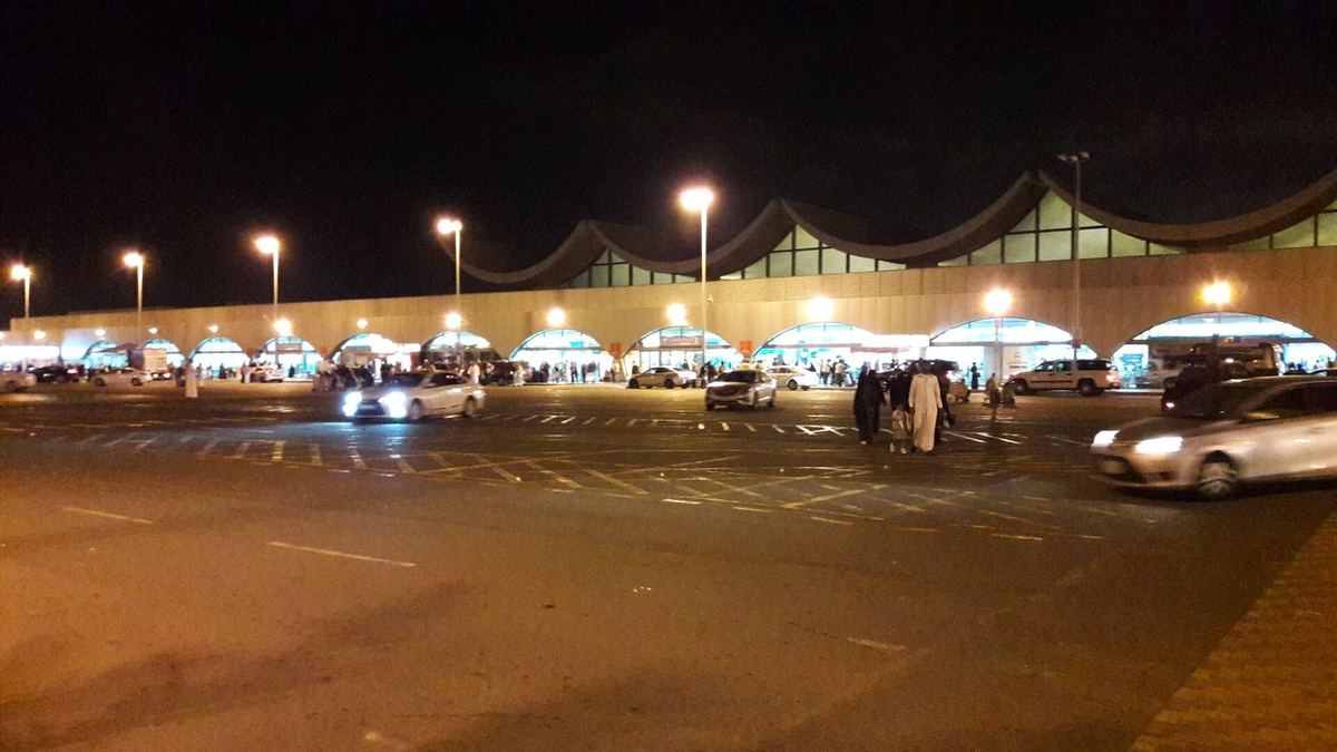 Jeddah Airport Executive Sedan Transfer